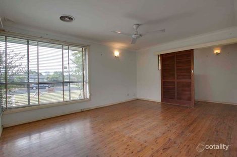 Property photo of 27 First Avenue Macquarie Fields NSW 2564