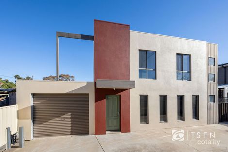 27 Thistle St, Golden Square, VIC 3555