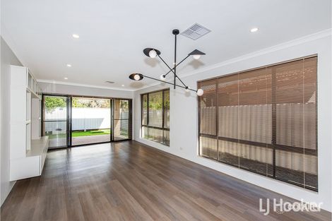 Property photo of 66 Salix Way Forrestfield WA 6058