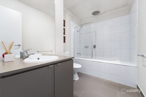 Property photo of 13 Waverley Park Drive Mulgrave VIC 3170