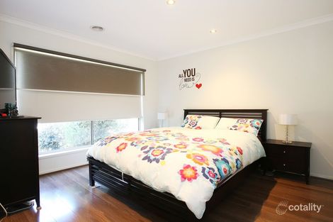 Property photo of 7 Paso Grove Clyde North VIC 3978