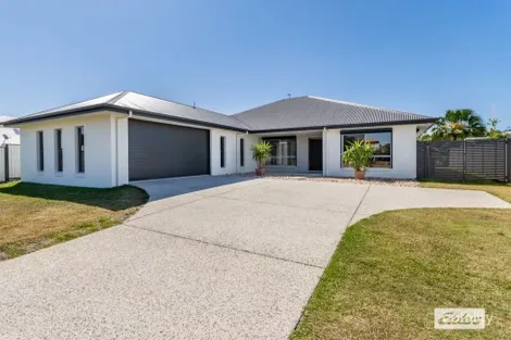 15 Baza Pl, Banksia Beach, QLD 4507