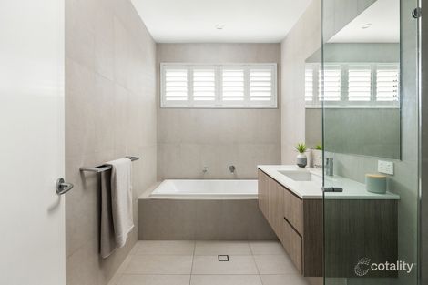 Property photo of 8B Bevis Street Bulimba QLD 4171