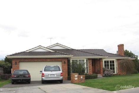 Property photo of 1 Shand Court Berwick VIC 3806