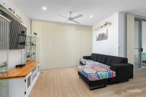 Property photo of 204/5 Spring Street Sippy Downs QLD 4556