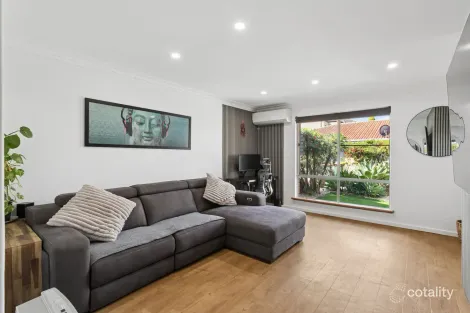 4/201 Royal St, Yokine, WA 6060
