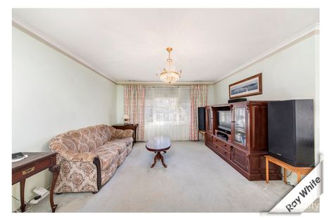 Property photo of 1 Browne Place Kambah ACT 2902