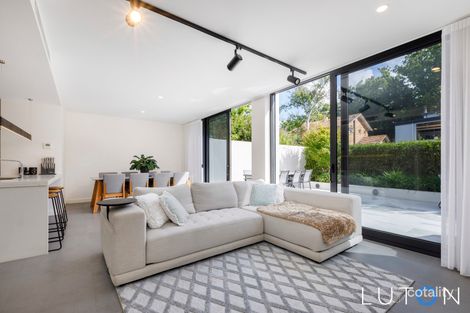 Property photo of 9/22 Canberra Avenue Forrest ACT 2603