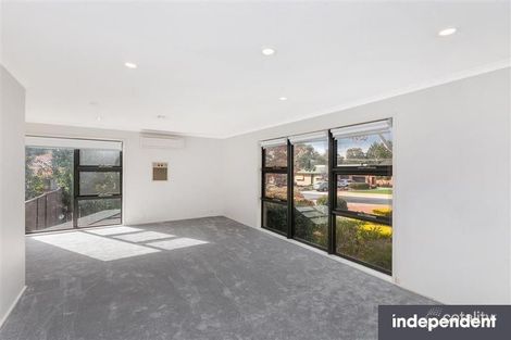 Property photo of 10 Illingworth Street Wanniassa ACT 2903