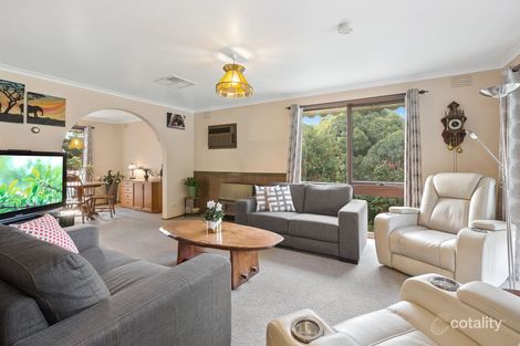 Property photo of 18 Omega Court Mitcham VIC 3132