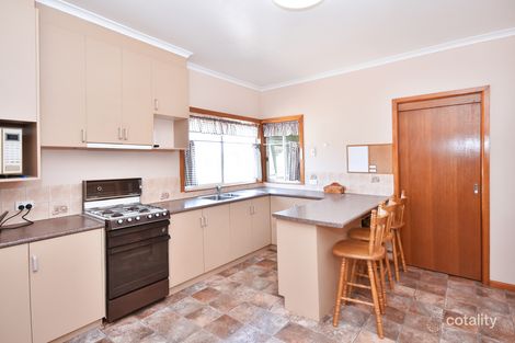 Property photo of 2 Swalling Crescent Kennington VIC 3550