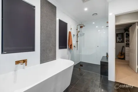 Property photo of 1 Success Crescent Salter Point WA 6152