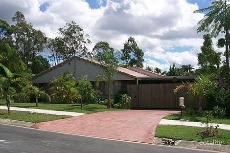 26 Parkroyal Cres, Regents Park, QLD 4118