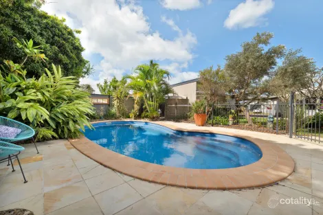 8 IRONWOOD AVE, VICTORIA POINT, QLD 4165