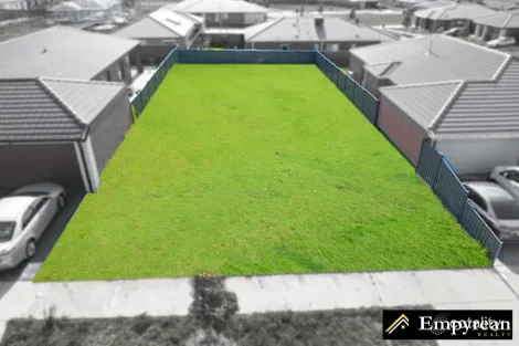 Property photo of 32 Mayfield Crescent Kilmore VIC 3764