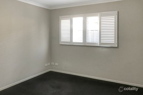 Property photo of 16 Mullein Bend Cranbourne North VIC 3977