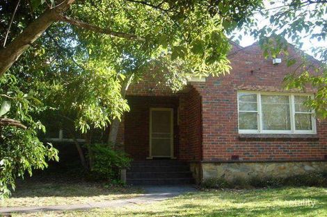 27 Hopetoun Pde, Box Hill, VIC 3128