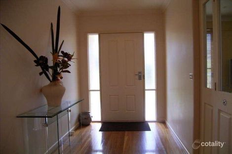 Property photo of 62 Florence Crescent West Albury NSW 2640