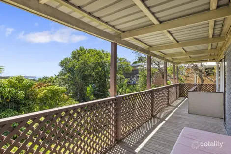 Property photo of 29 Dammerel Crescent Emerald Beach NSW 2456