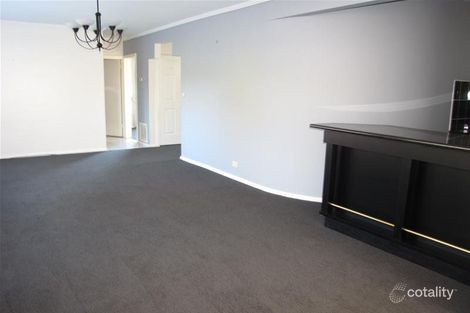 Property photo of 42 Wellington Park Drive Warranwood VIC 3134