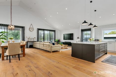 Property photo of 21 Beddoe Road Vermont VIC 3133