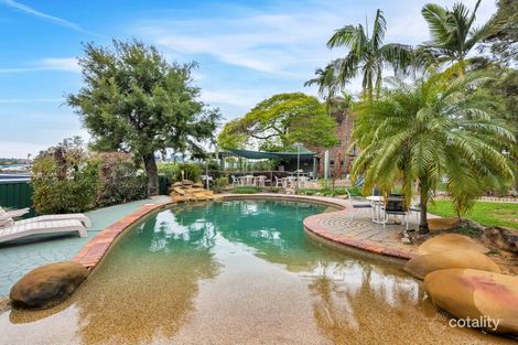 5b/11 Ascog Tce, Toowong, QLD 4066