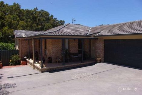 69a Elizabeth Bay Dr, Lake Munmorah, NSW 2259