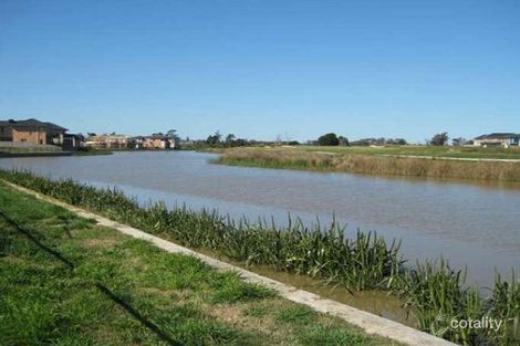 Property photo of 16 Quarterdeck Road Sandhurst VIC 3977