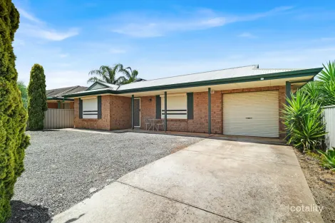 5 Candlebark Ct, Craigmore, SA 5114