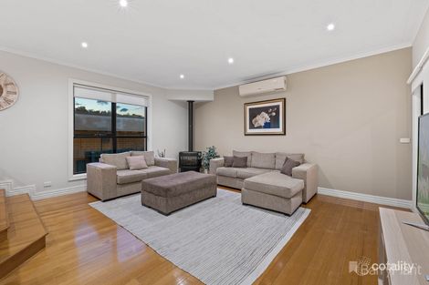Property photo of 11 Brighton Retreat Berwick VIC 3806