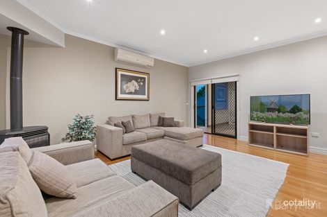 Property photo of 11 Brighton Retreat Berwick VIC 3806