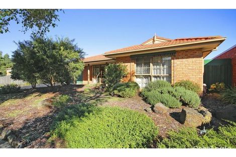 Property photo of 144 Courtenay Avenue Cranbourne North VIC 3977