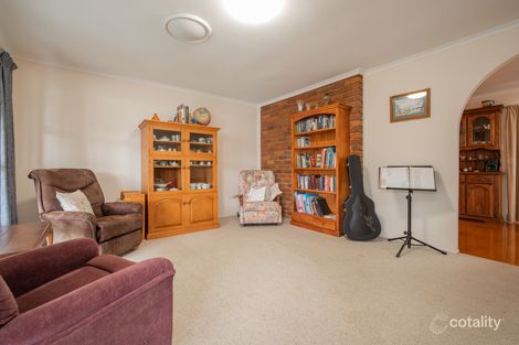 Property photo of 12 Grevillea Crescent Kin Kora QLD 4680