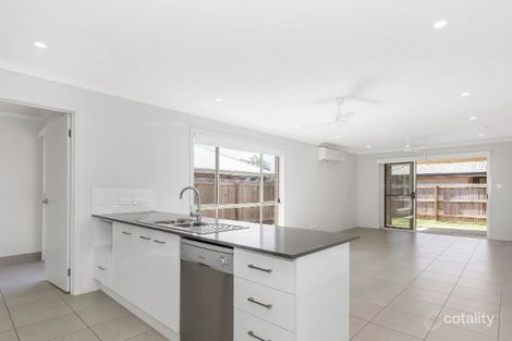 Property photo of 38 Denham Circuit Willow Vale QLD 4209