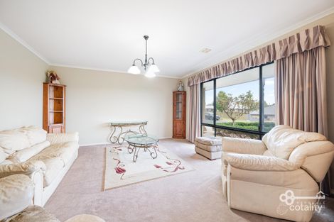 Property photo of 9 Emerald Drive Mount Gambier SA 5290