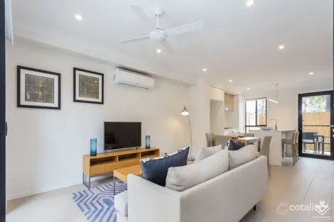 12 Mckoy St, Coopers Plains, QLD 4108