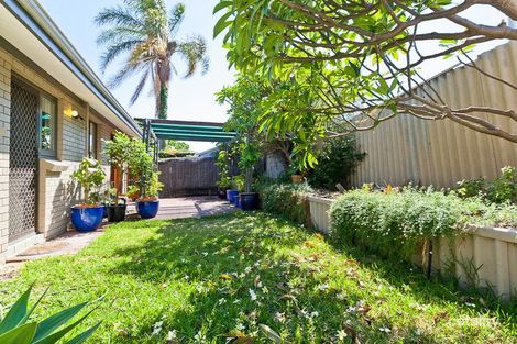 2/111 Monument St, Mosman Park, WA 6012