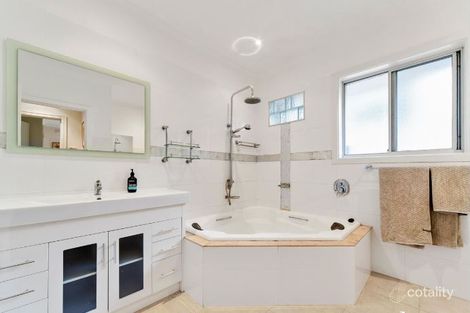 Property photo of 137 Overport Road Frankston South VIC 3199
