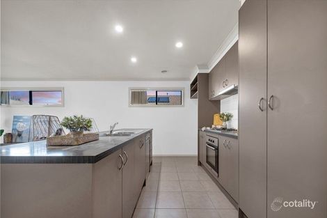 Property photo of 29 St Martins Boulevard Truganina VIC 3029