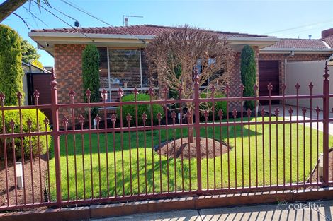 Property photo of 10 Terront Court Deer Park VIC 3023