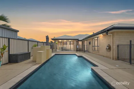 11 Lucy Ct, Mirani, QLD 4754