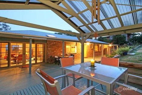 Property photo of 25-27 Eumeralla Grove Mount Eliza VIC 3930