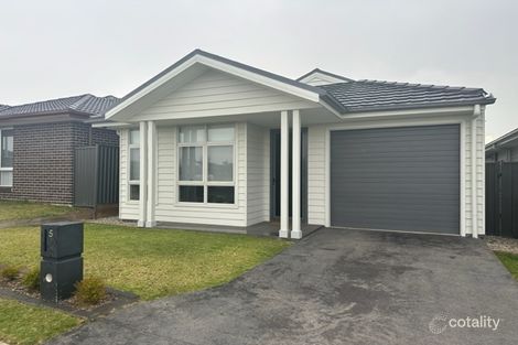 5 Long Reef Cct, Gregory Hills, NSW 2557