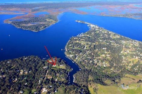 68 Gilsenans Dr, Metung, VIC 3904