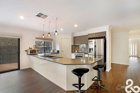 Property photo of 5 Triandra Drive South Morang VIC 3752