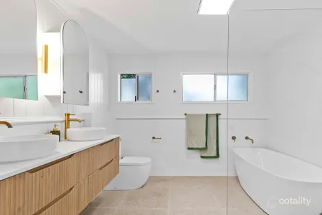 Property photo of 1 Harvard Street Kenmore QLD 4069