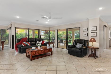 Property photo of 27 Chichester Drive Arundel QLD 4214