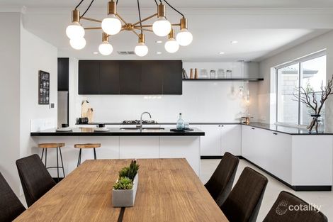 1402 Sida St, Wandi, WA 6167