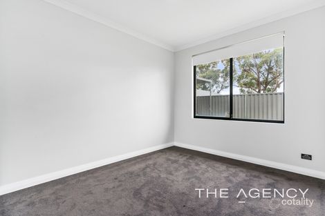 Property photo of 5 Bartley Chase Aveley WA 6069