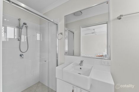 Property photo of 15 Broadwater Lane Fitzgibbon QLD 4018